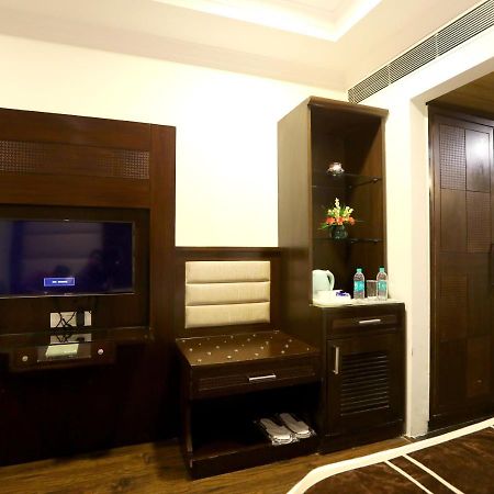 Hotel Pitrashish Pride Igi Intl Airport Delhi Exterior foto