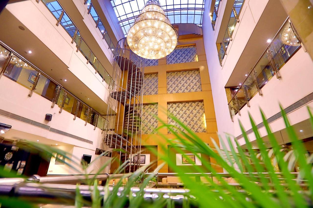 Hotel Pitrashish Pride Igi Intl Airport Delhi Exterior foto