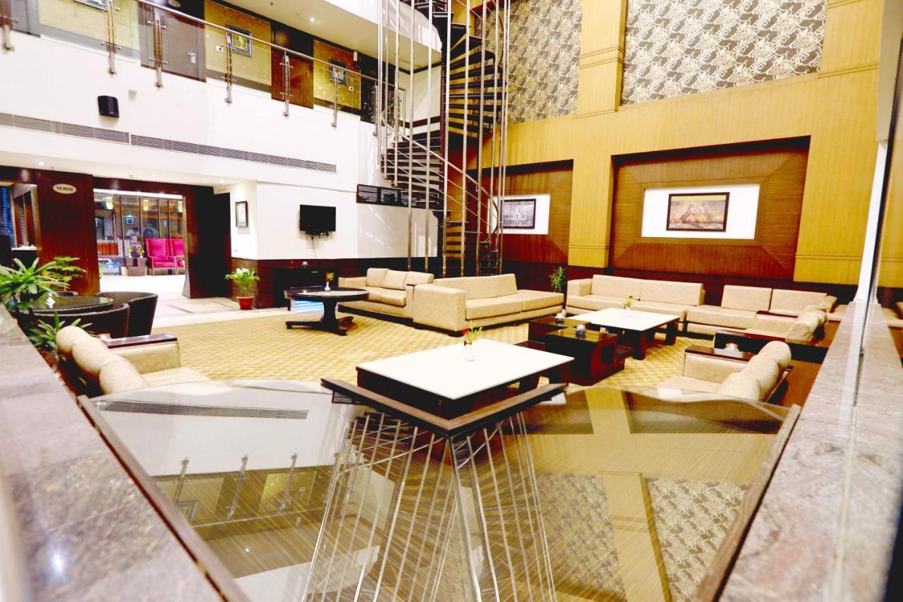 Hotel Pitrashish Pride Igi Intl Airport Delhi Exterior foto